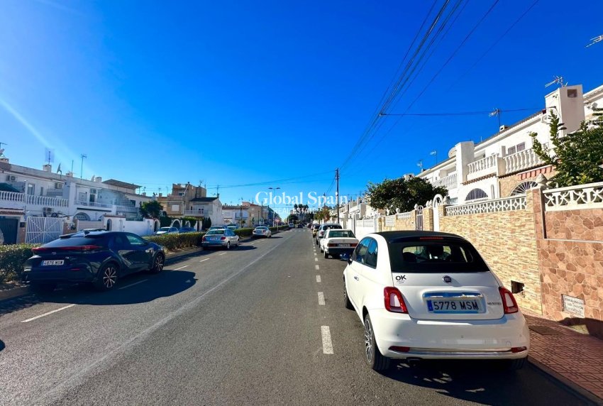 Resale - HOUSE -
TORREVIEJA - Estacion de autobuses