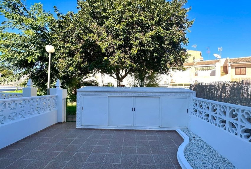 Resale - HOUSE -
TORREVIEJA - Estacion de autobuses