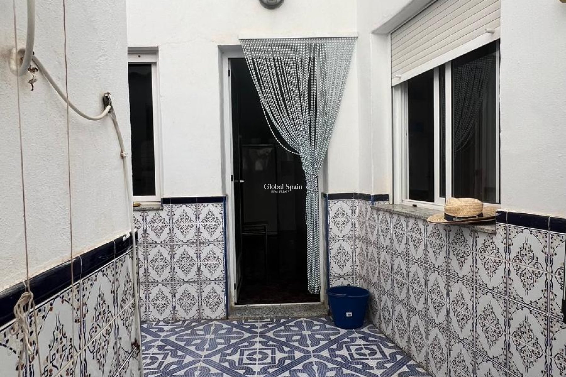 Resale - HOUSE -
TORREVIEJA - Estacion de autobuses