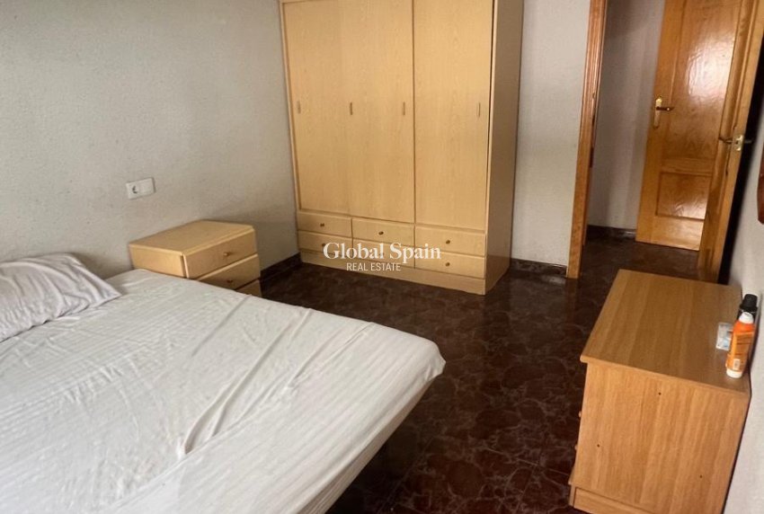 Resale - HOUSE -
TORREVIEJA - Estacion de autobuses