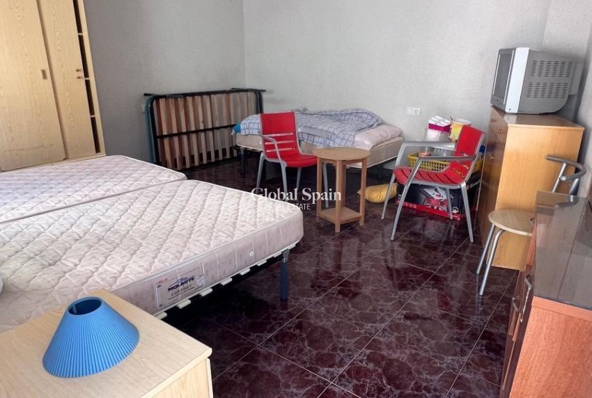 Resale - HOUSE -
TORREVIEJA - Estacion de autobuses