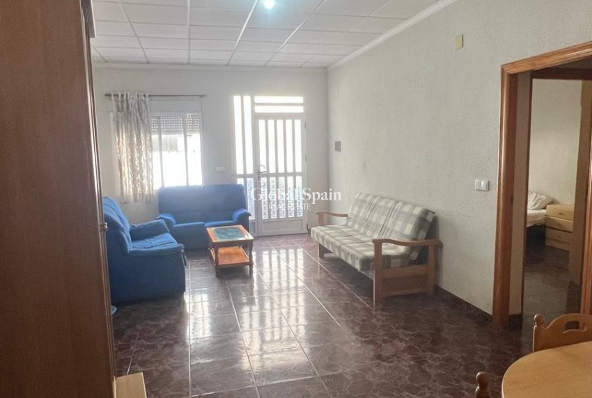 Resale - HOUSE -
TORREVIEJA - Estacion de autobuses