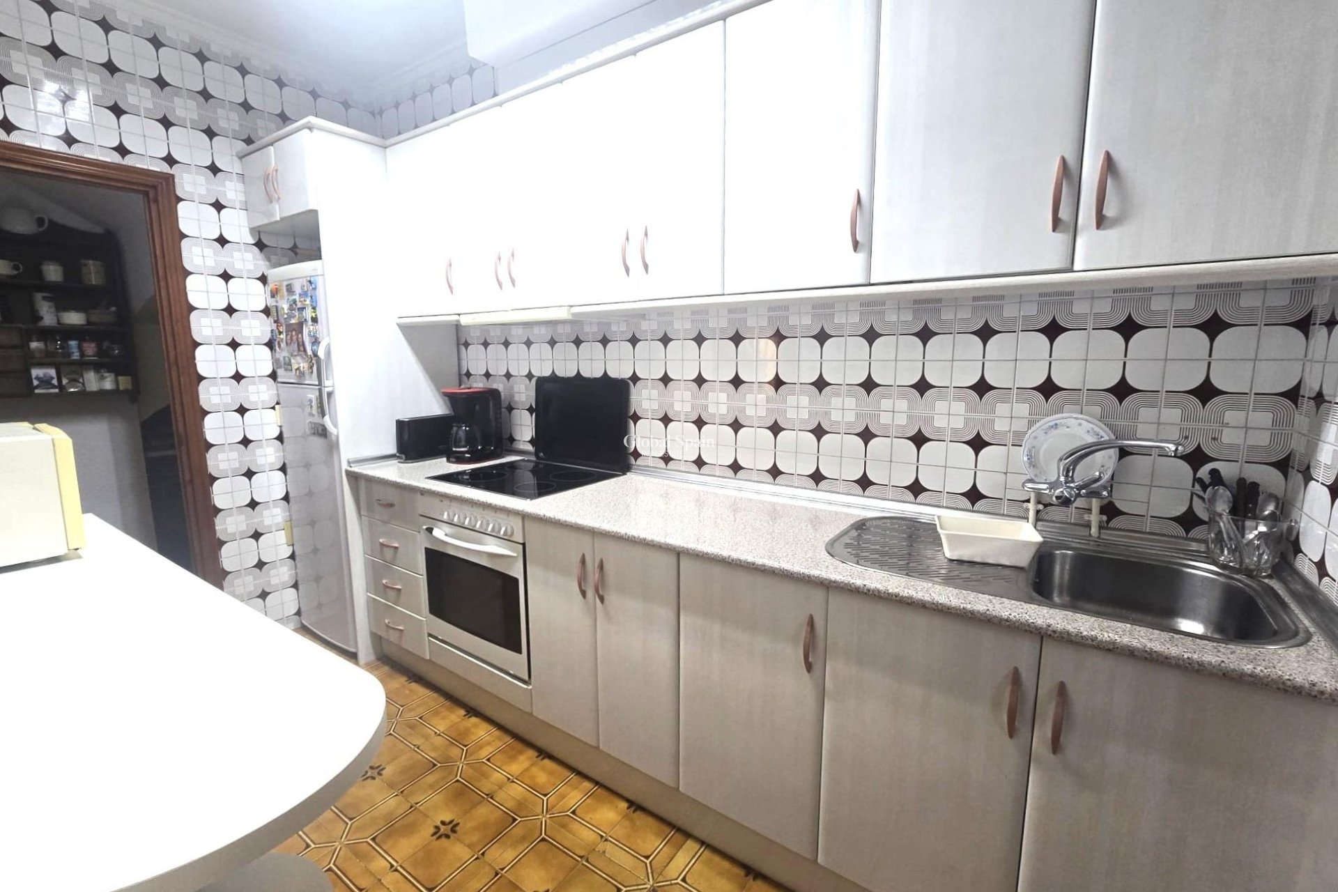 Resale - HOUSE -
TORREVIEJA - Habaneras