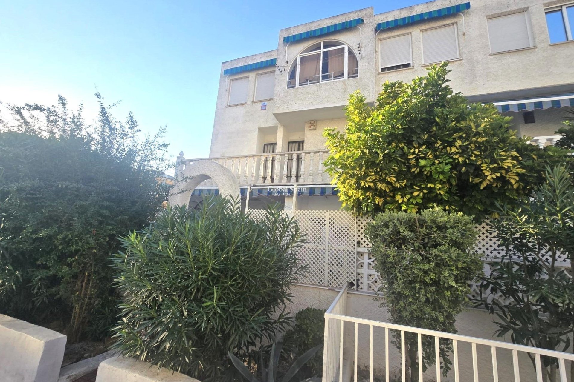 Resale - HOUSE -
TORREVIEJA - Habaneras