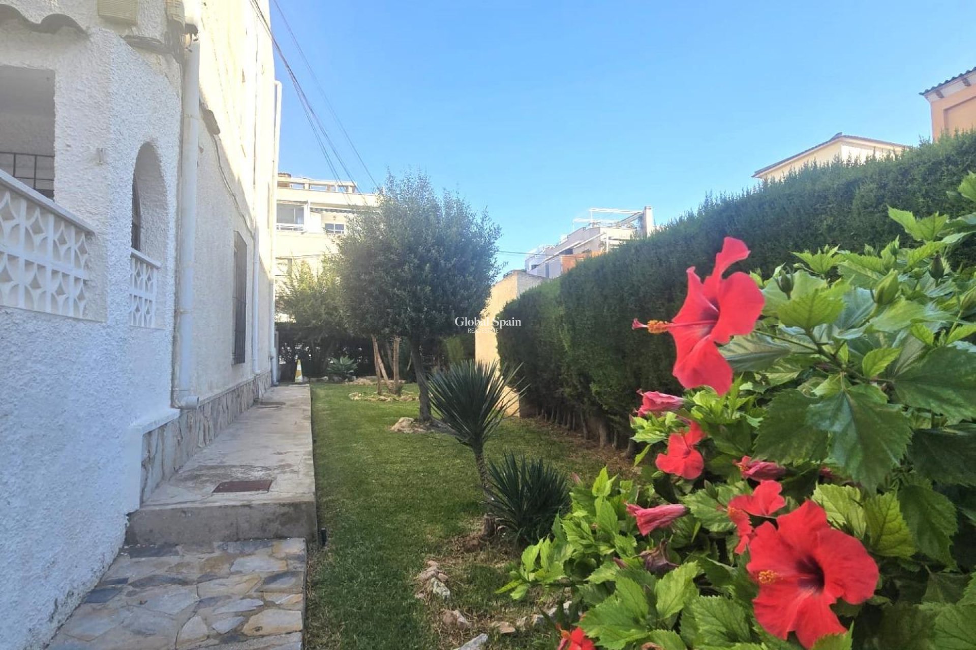 Resale - HOUSE -
TORREVIEJA - Habaneras