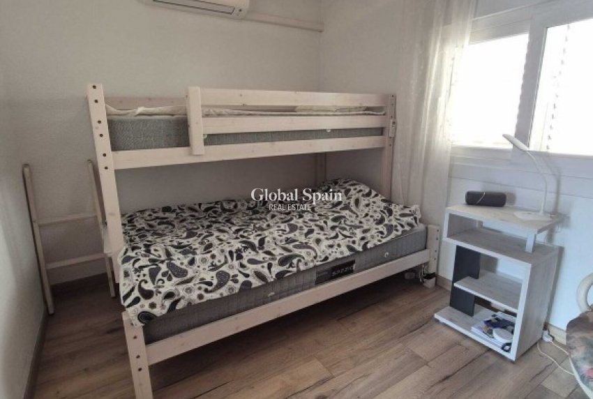 Resale - HOUSE -
TORREVIEJA - Inland