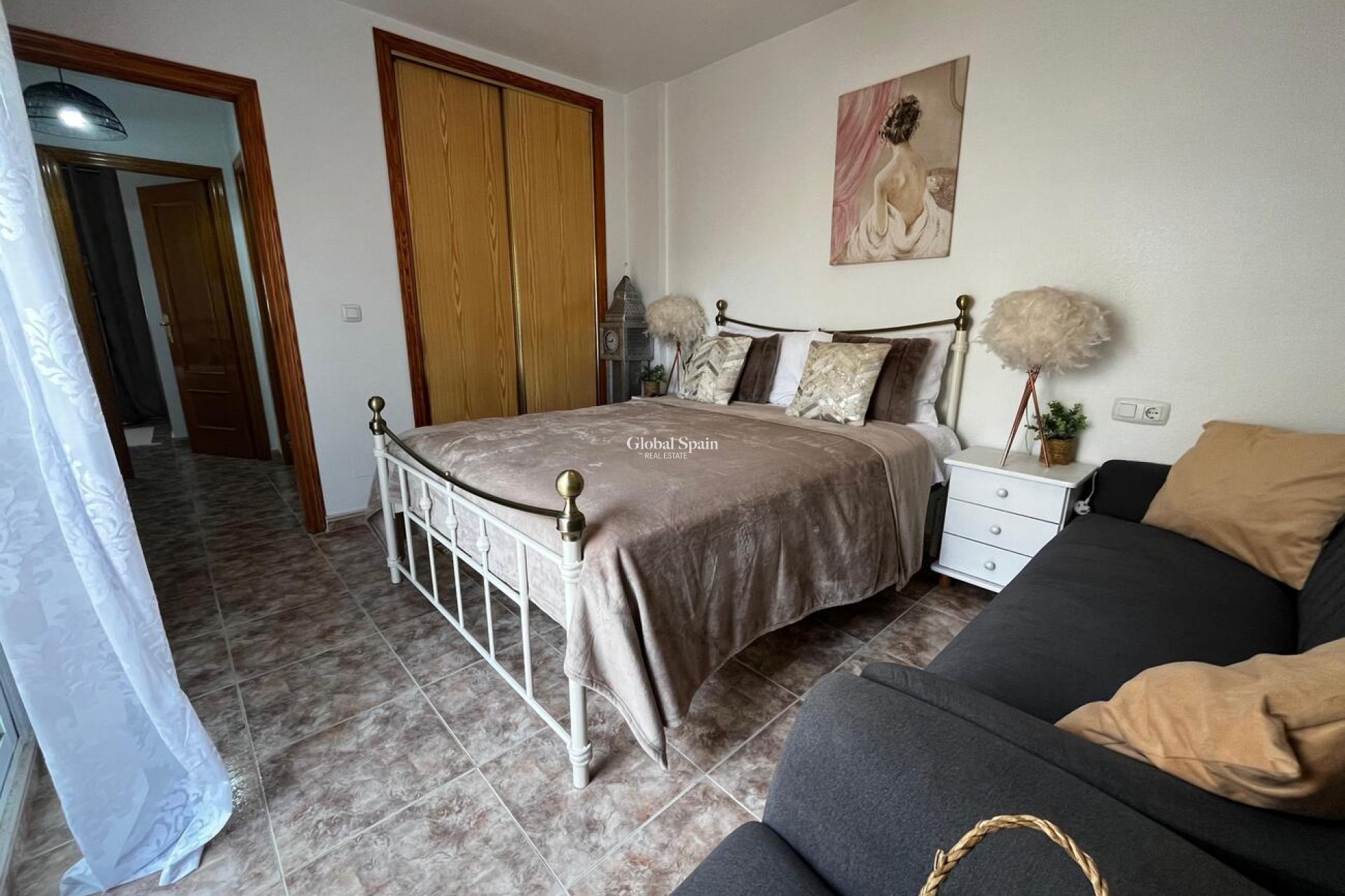 Resale - HOUSE -
TORREVIEJA - La Florida