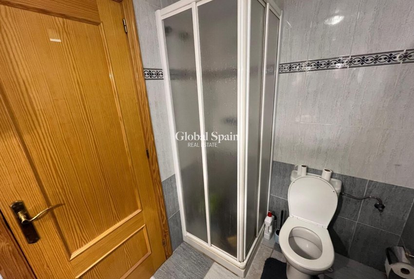 Resale - HOUSE -
TORREVIEJA - La Florida