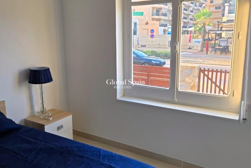 Resale - HOUSE -
TORREVIEJA - La Mata