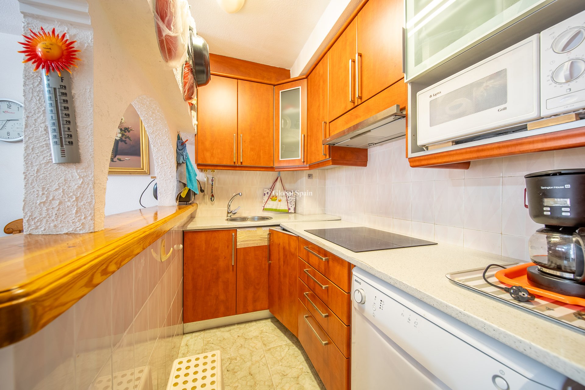 Resale - HOUSE -
TORREVIEJA - La Mata