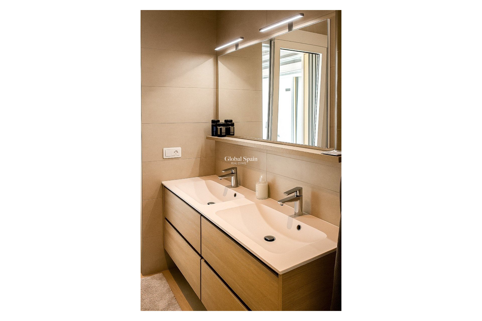 Resale - HOUSE -
TORREVIEJA - La Siesta - El Salado - Torreta