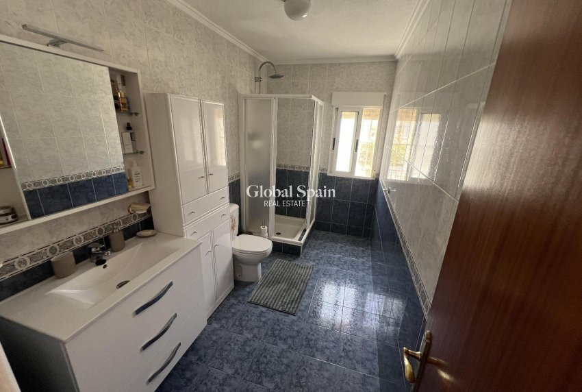 Resale - HOUSE -
TORREVIEJA - La Siesta - El Salado - Torreta