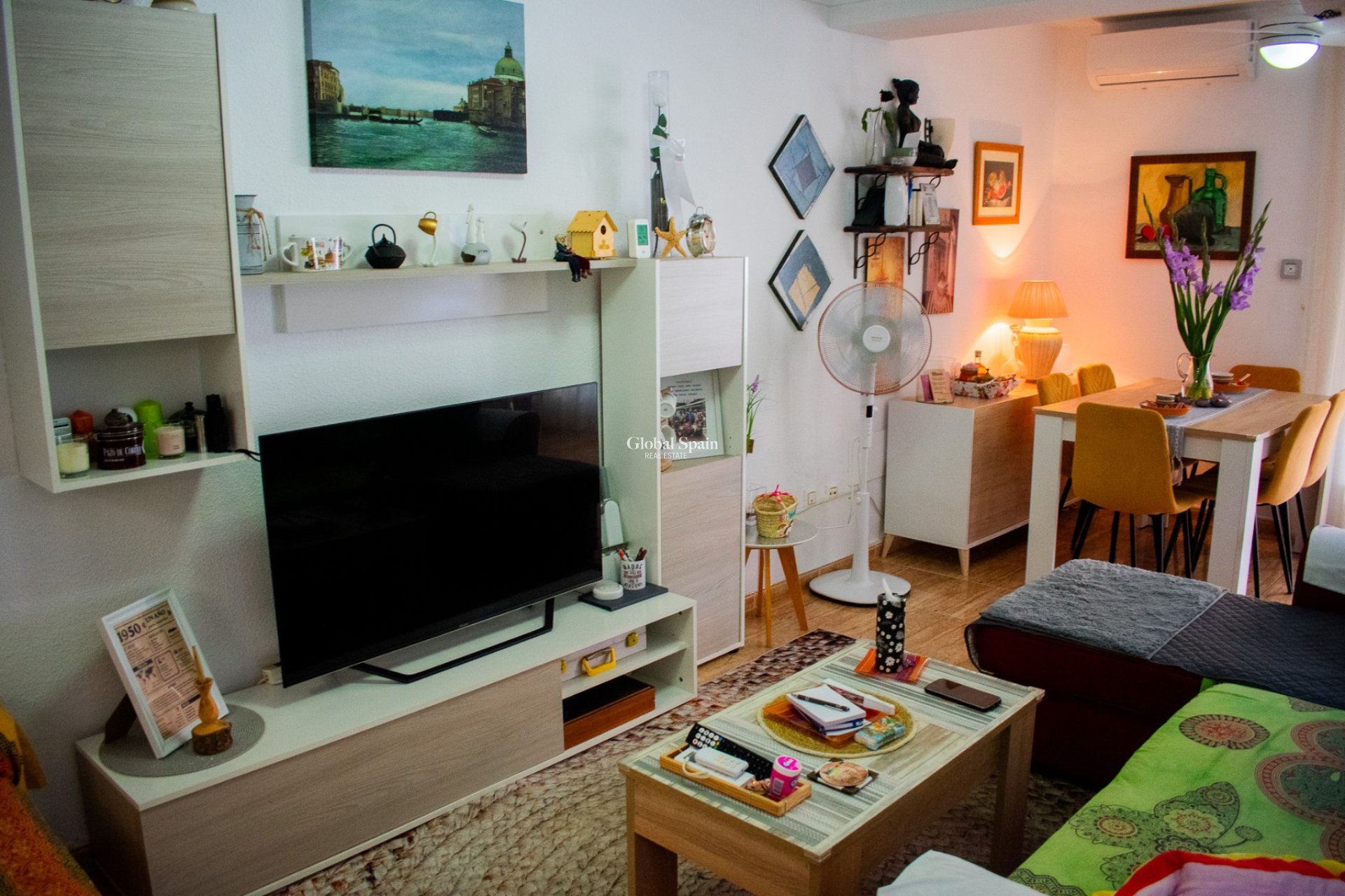 Resale - HOUSE -
TORREVIEJA - La Siesta - El Salado - Torreta