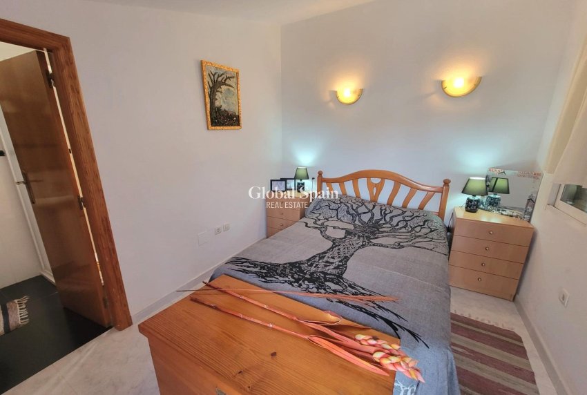 Resale - HOUSE -
TORREVIEJA - La Siesta - El Salado - Torreta