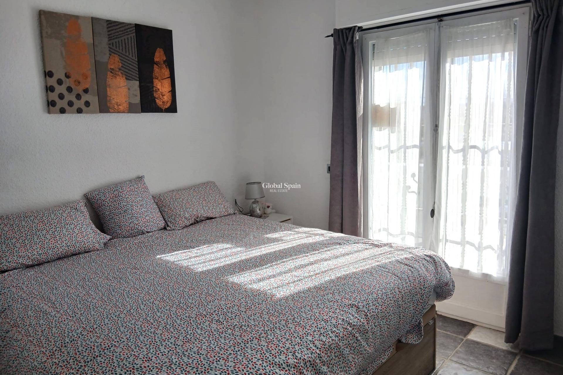 Resale - HOUSE -
TORREVIEJA - La Siesta - El Salado - Torreta