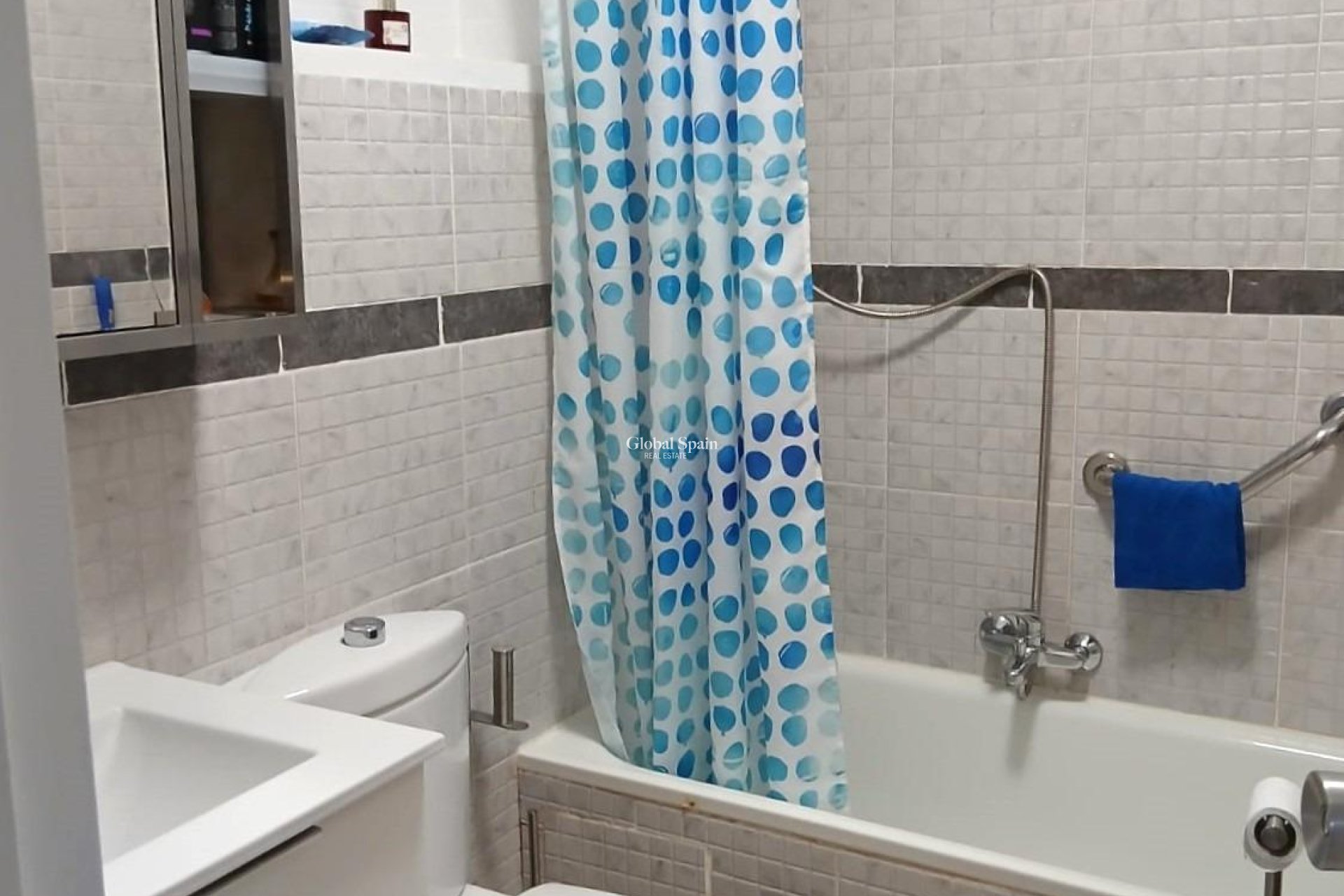 Resale - HOUSE -
TORREVIEJA - La Siesta - El Salado - Torreta