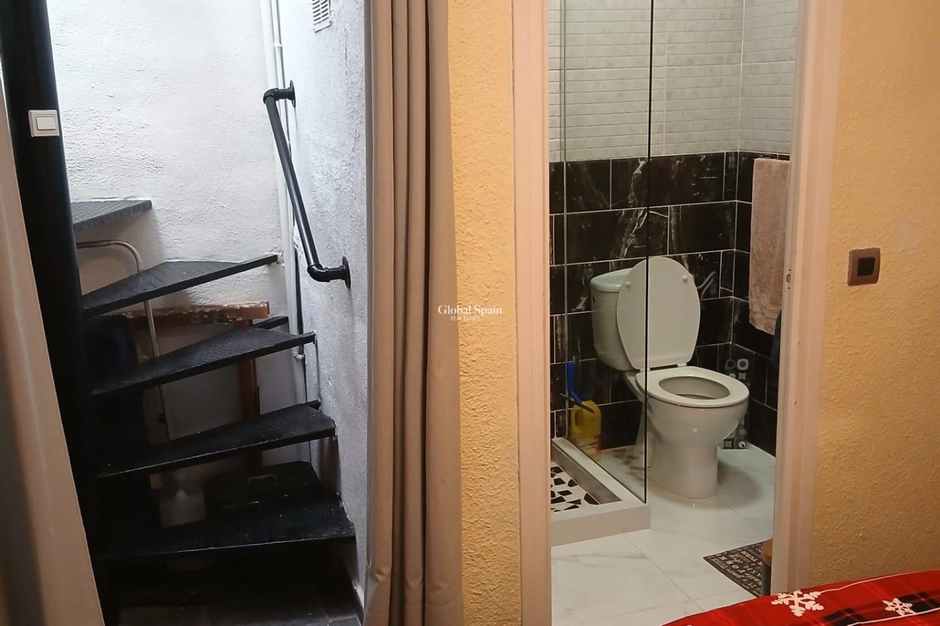 Resale - HOUSE -
TORREVIEJA - La Siesta - El Salado - Torreta