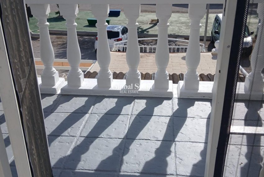 Resale - HOUSE -
TORREVIEJA - La Siesta - El Salado - Torreta