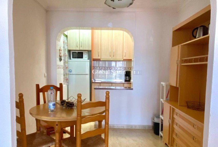 Resale - HOUSE -
TORREVIEJA - La Siesta - El Salado - Torreta