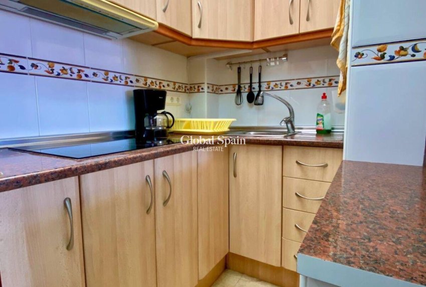 Resale - HOUSE -
TORREVIEJA - La Siesta - El Salado - Torreta