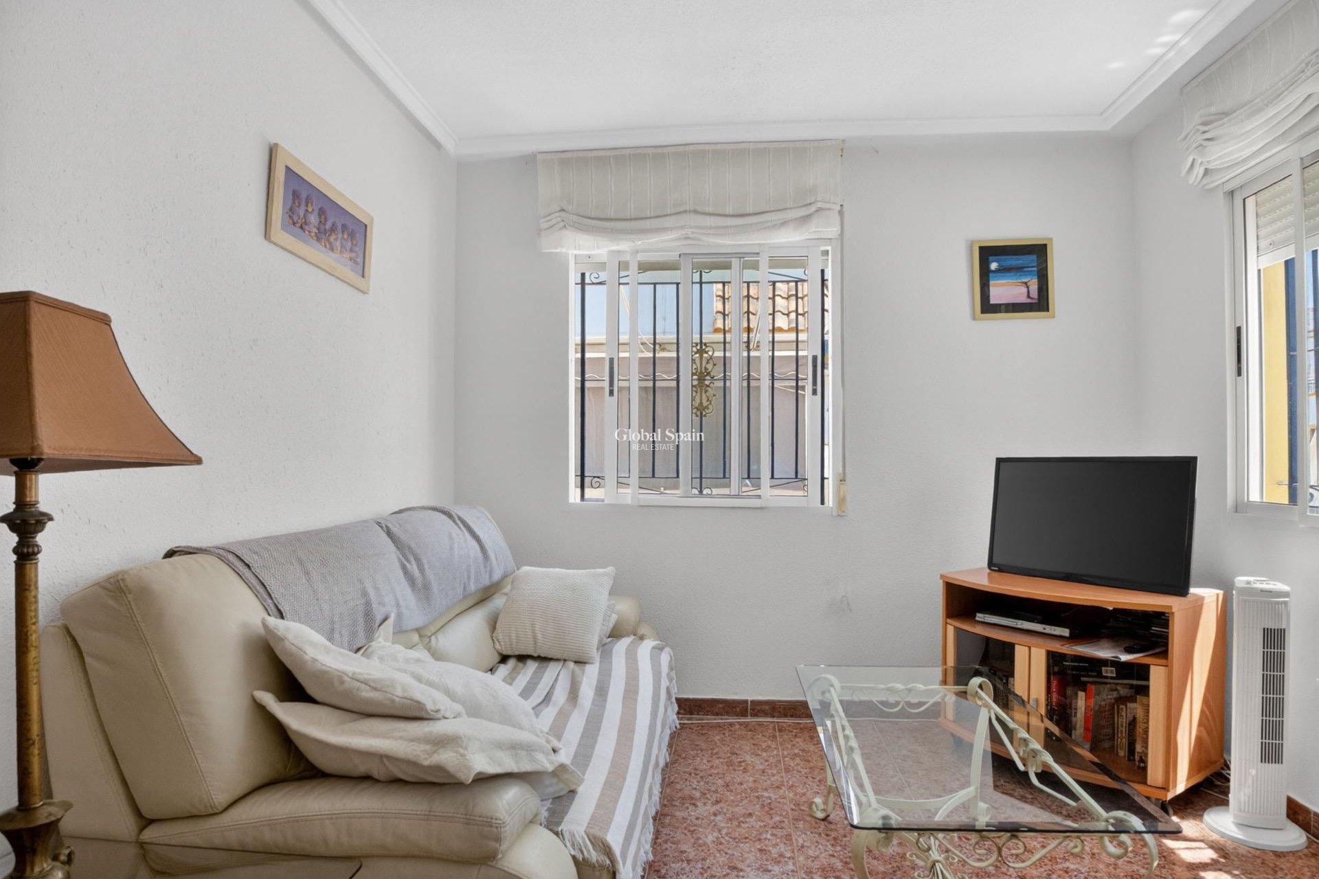 Resale - HOUSE -
TORREVIEJA - La Siesta - El Salado - Torreta