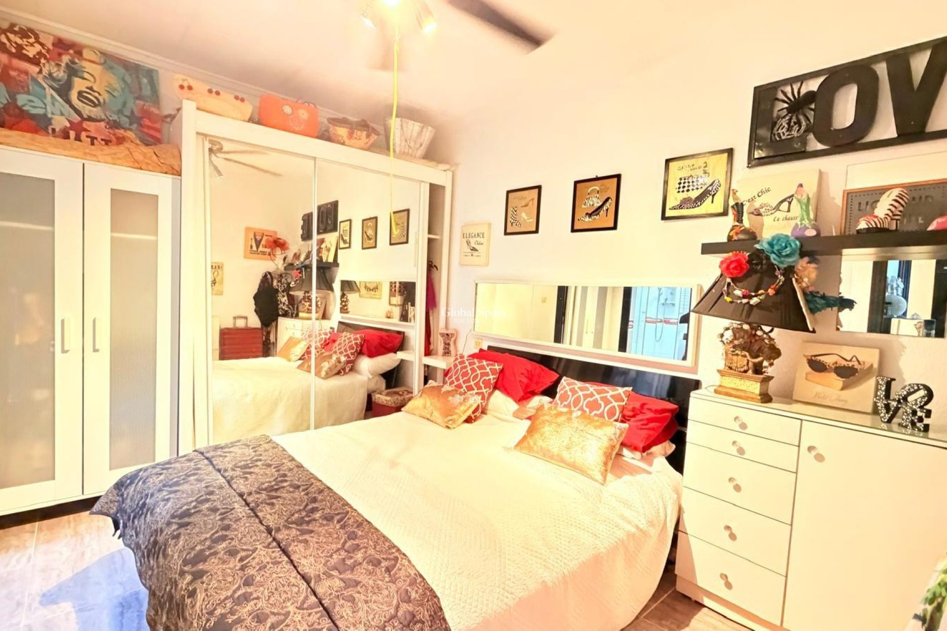 Resale - HOUSE -
TORREVIEJA - La Siesta - El Salado - Torreta