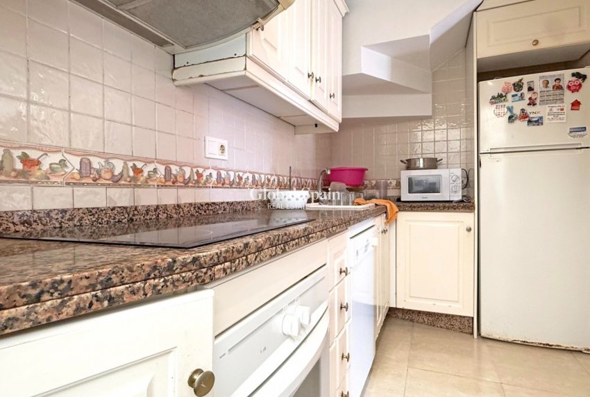 Resale - House -
TORREVIEJA - La Siesta - El Salado -  Torreta