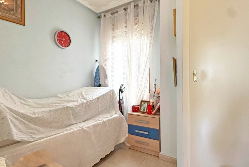 Resale - House -
TORREVIEJA - La Siesta - El Salado -  Torreta