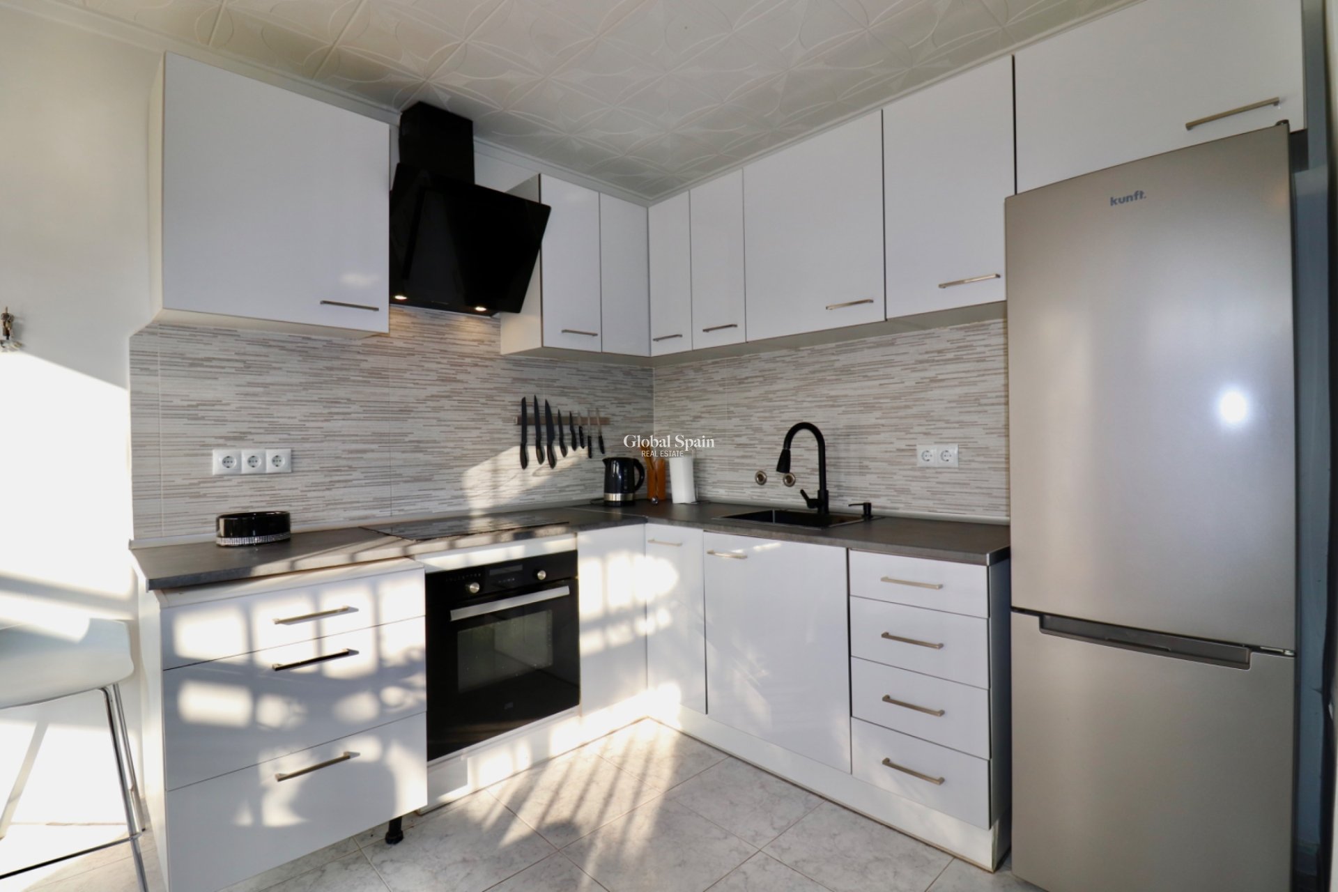 Resale - HOUSE -
TORREVIEJA - La Siesta - San Luis