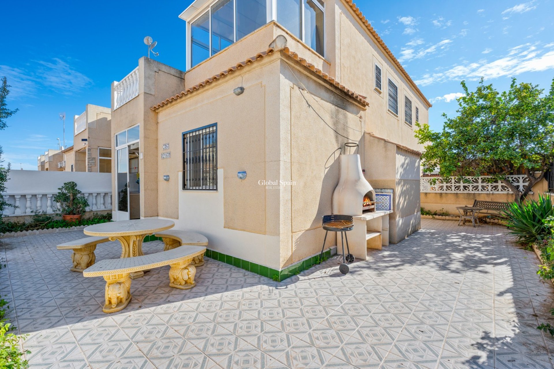 Resale - House -
TORREVIEJA - La Siesta