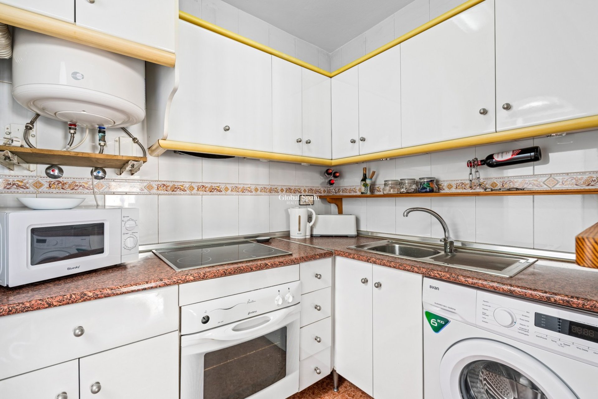 Resale - House -
TORREVIEJA - La Siesta