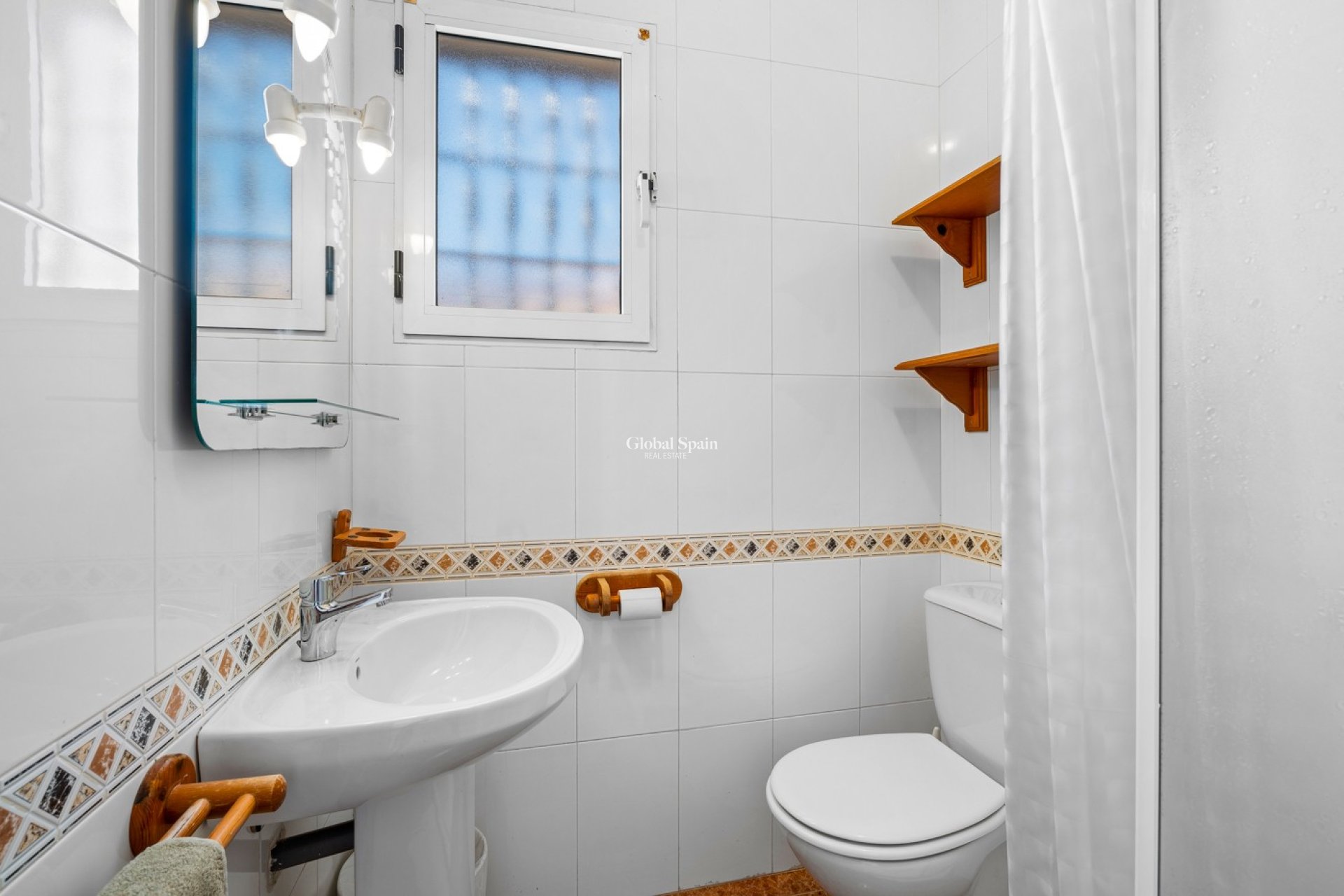 Resale - House -
TORREVIEJA - La Siesta