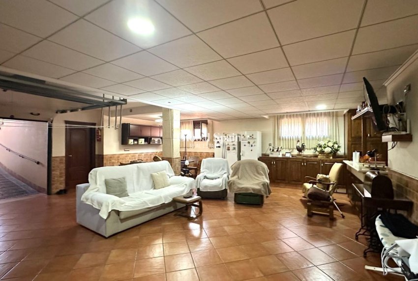 Resale - HOUSE -
TORREVIEJA - La Siesta