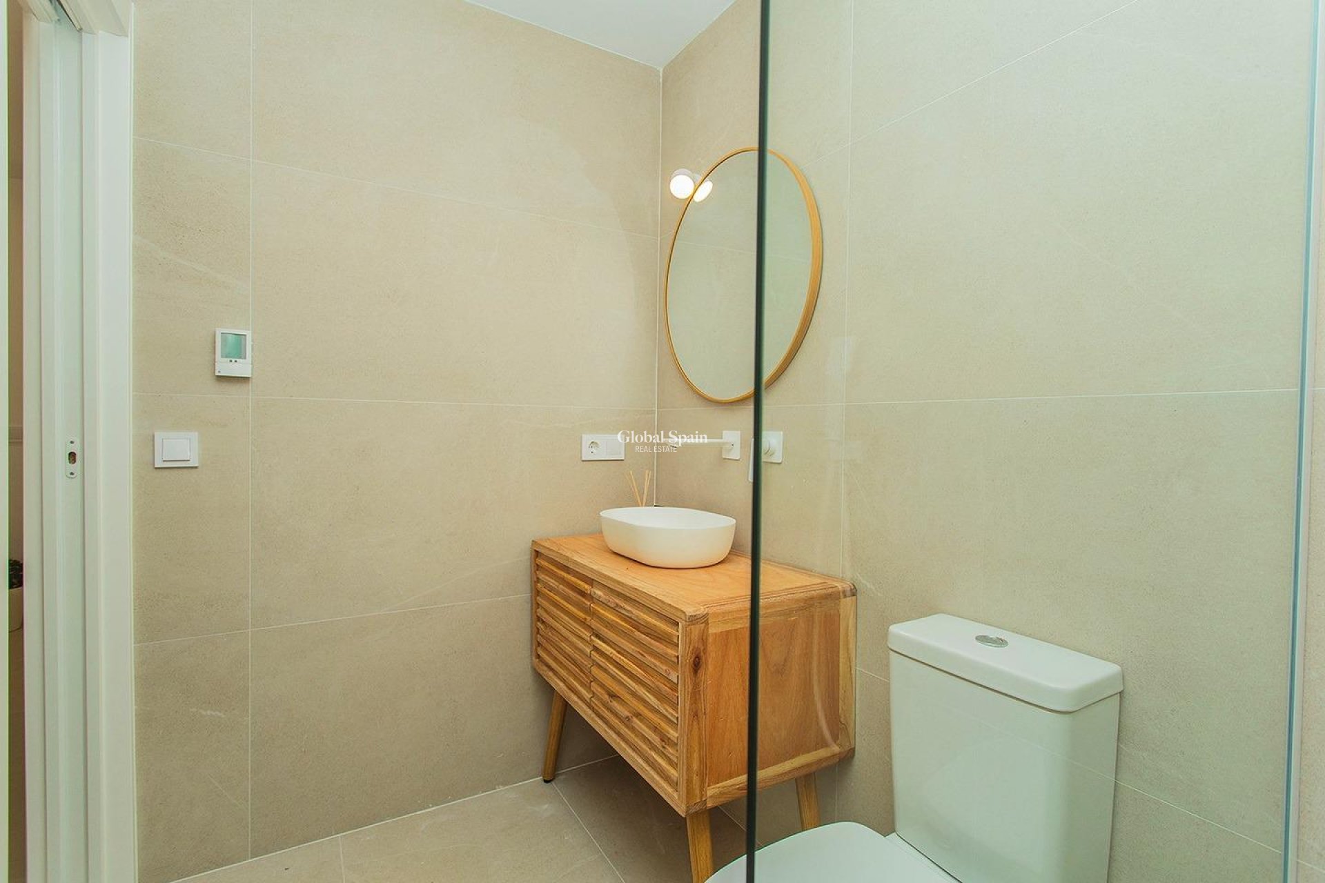 Resale - HOUSE -
TORREVIEJA - La Siesta