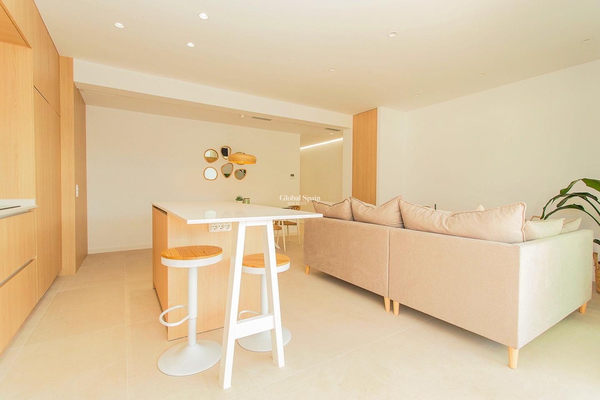 Resale - HOUSE -
TORREVIEJA - La Siesta