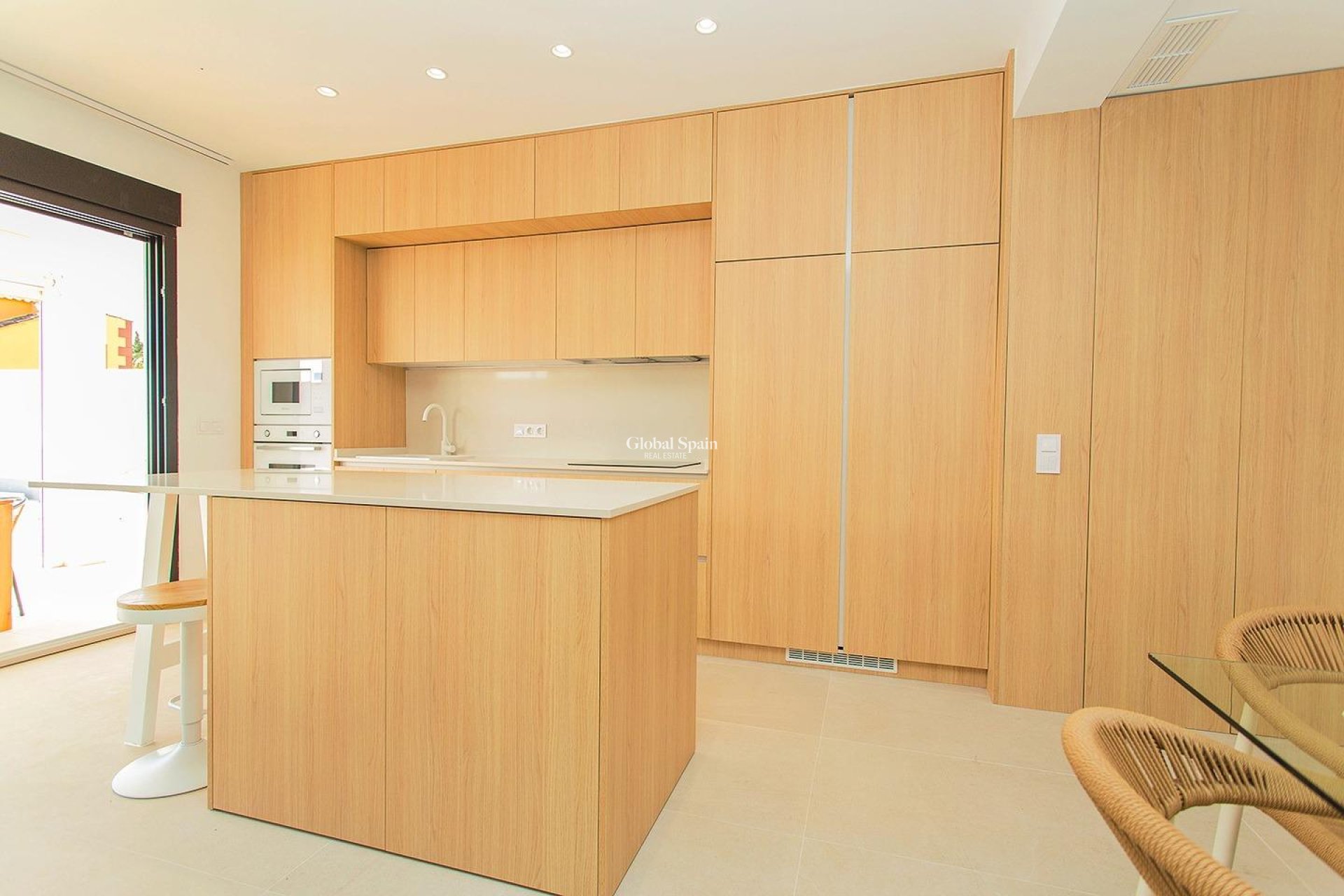 Resale - HOUSE -
TORREVIEJA - La Siesta