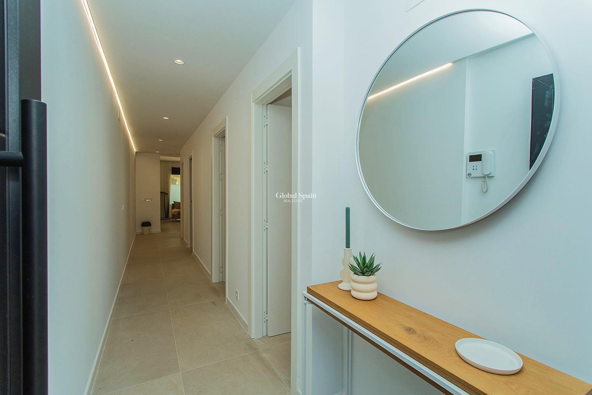 Resale - HOUSE -
TORREVIEJA - La Siesta