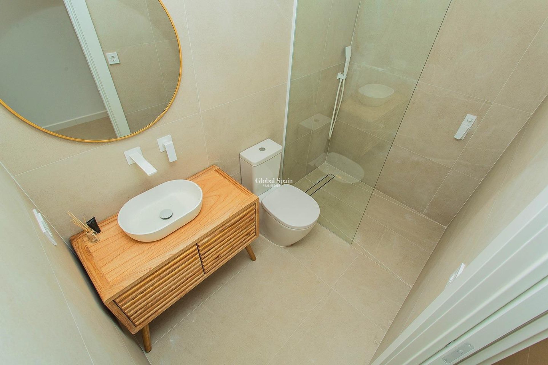 Resale - HOUSE -
TORREVIEJA - La Siesta