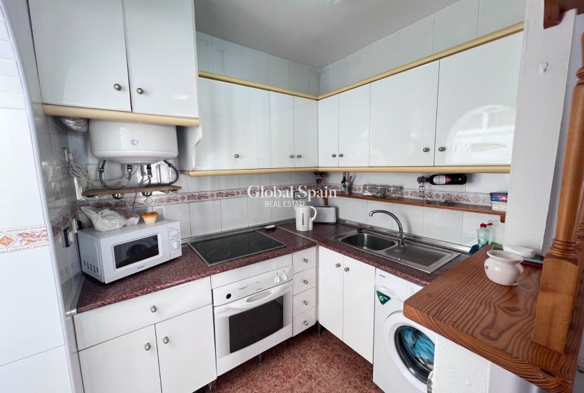 Resale - House -
TORREVIEJA - La Siesta