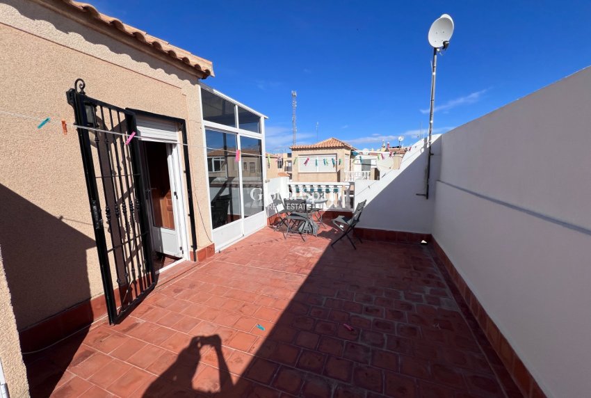 Resale - House -
TORREVIEJA - La Siesta