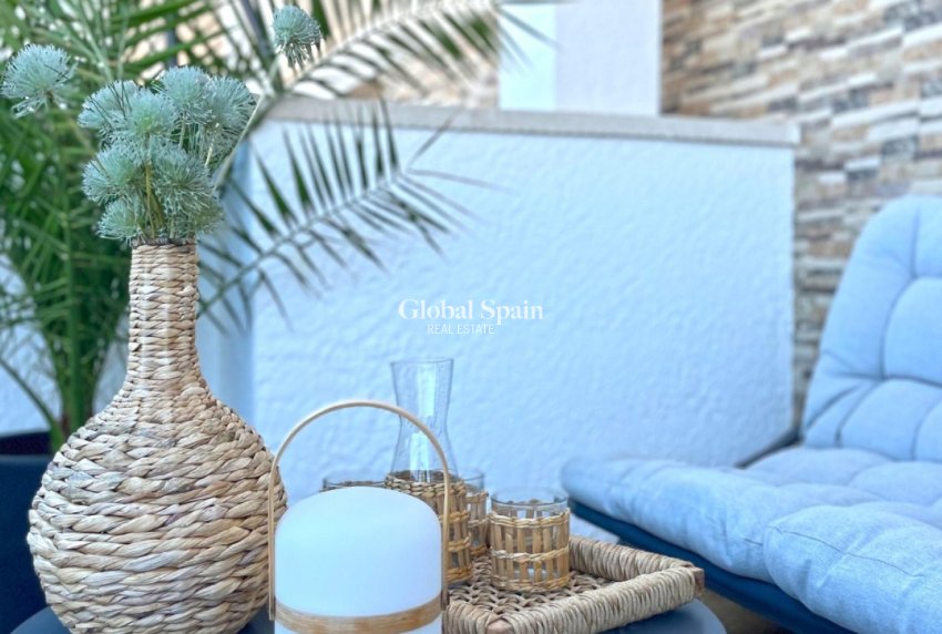 Resale - House -
TORREVIEJA - LOS BALCONES - LOS ALTOS