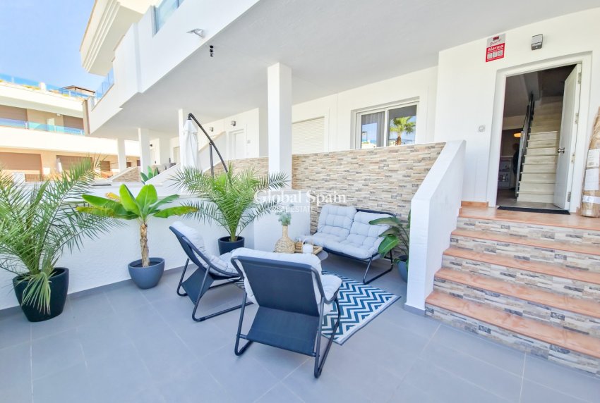 Resale - HOUSE -
TORREVIEJA - LOS BALCONES - LOS ALTOS