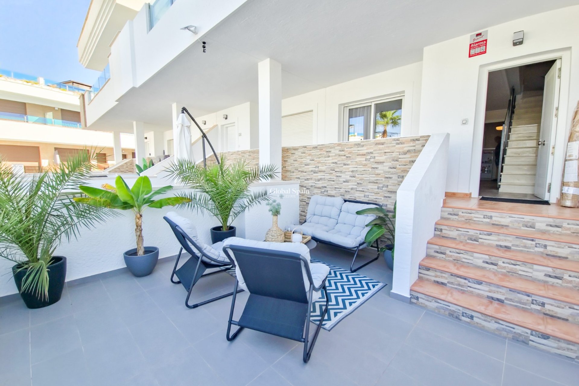 Resale - HOUSE -
TORREVIEJA - LOS BALCONES - LOS ALTOS