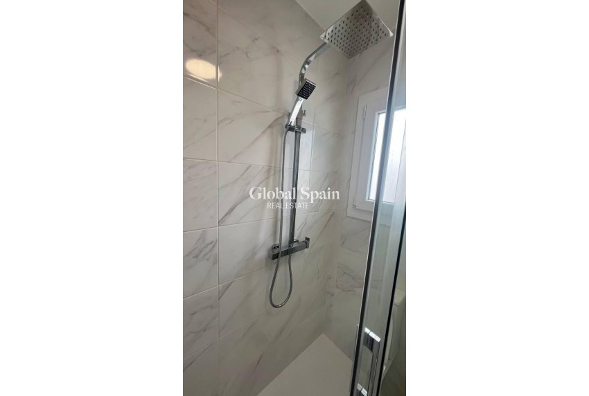 Resale - HOUSE -
TORREVIEJA - LOS BALCONES - LOS ALTOS