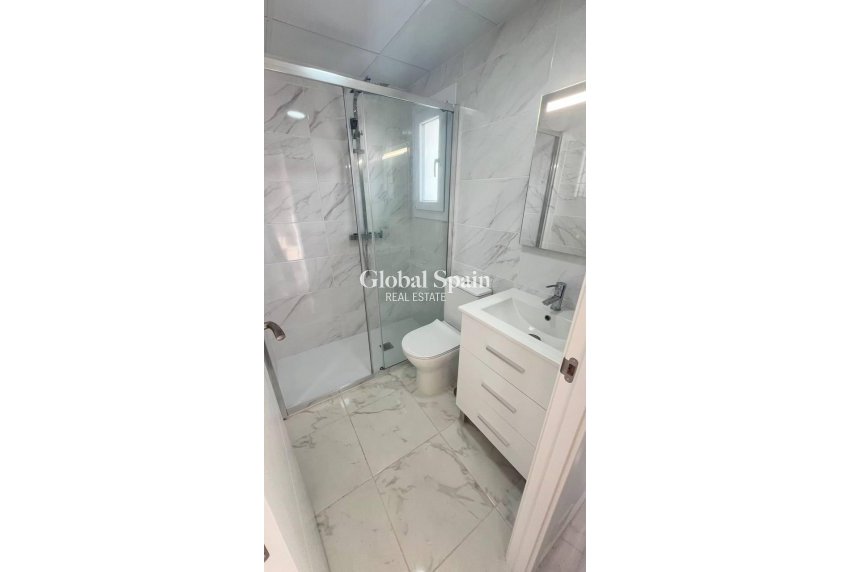 Resale - HOUSE -
TORREVIEJA - LOS BALCONES - LOS ALTOS