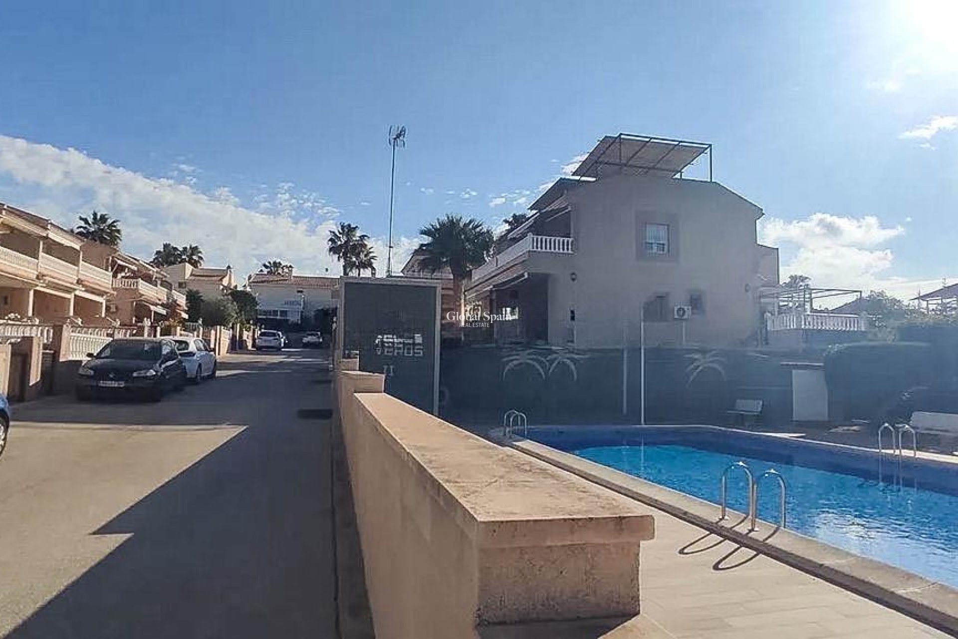 Resale - HOUSE -
TORREVIEJA - LOS BALCONES - LOS ALTOS