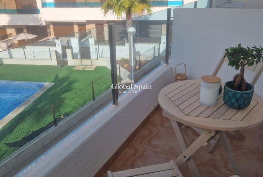 Resale - HOUSE -
TORREVIEJA - LOS BALCONES - LOS ALTOS