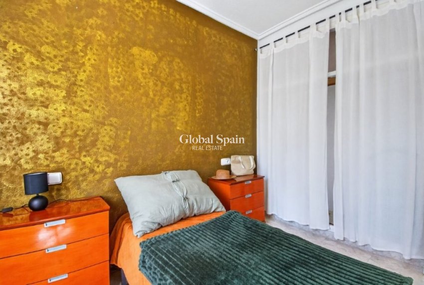 Resale - HOUSE -
TORREVIEJA - LOS BALCONES - LOS ALTOS