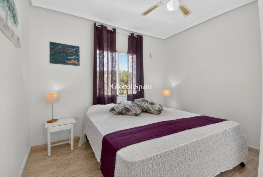 Resale - HOUSE -
TORREVIEJA - LOS BALCONES - LOS ALTOS