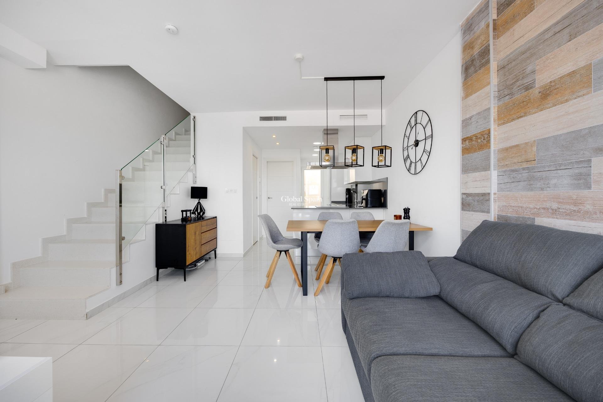 Resale - HOUSE -
TORREVIEJA - LOS BALCONES - LOS ALTOS